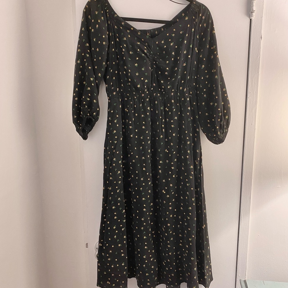 Anthropologie Off the Shoulder Midi Dress with Pockets size 6